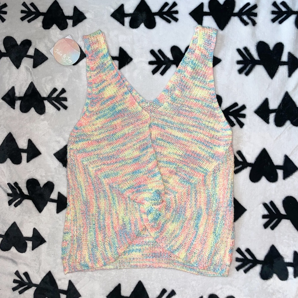 Knit twist tank top 🍭